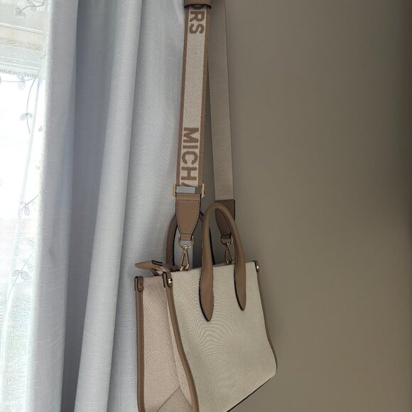 Michael Kors Small Canvas Tote Mirella - Picture 3 of 9